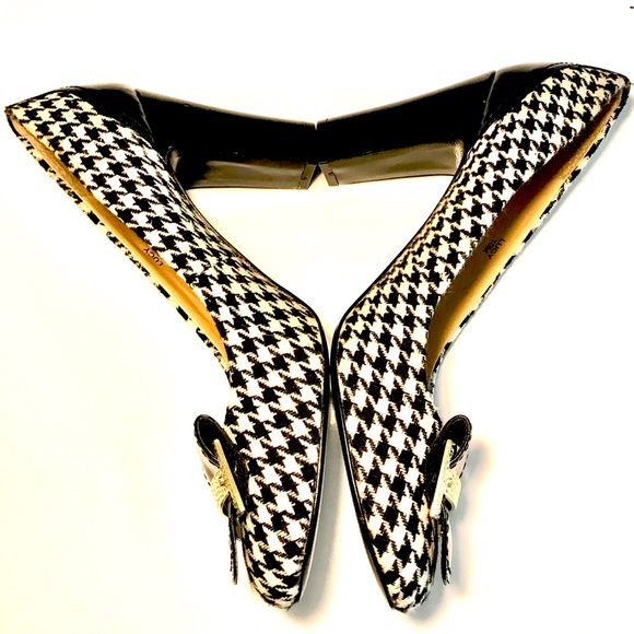 NWOT✨HP✨Tahari Lucy Heels - Picture 1 of 8